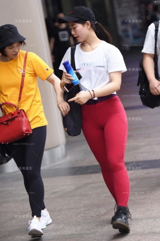 【咔喳赛贴】出站