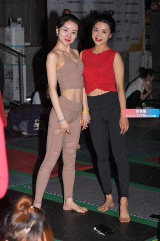 【视觉冲击赛贴】咖啡色瑜伽套装美女