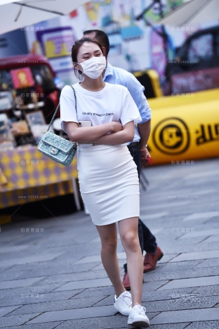 【咔喳赛帖】白色小短裙