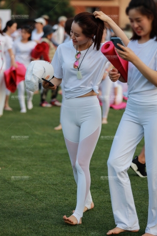 【小默赛帖】1716★洁白美女身材很好★