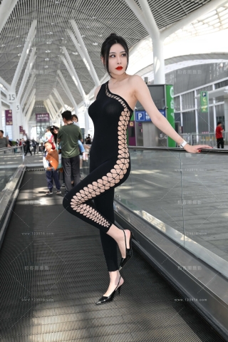 裹身连体衣裤性感长腿美女