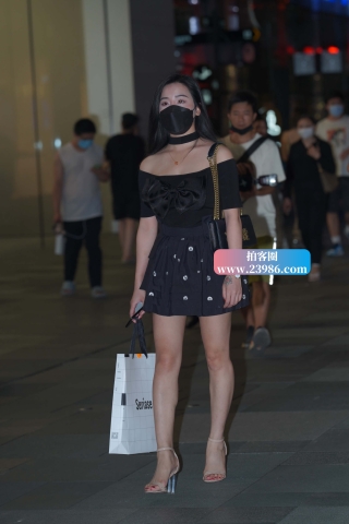 黑色连衣裙，凉高