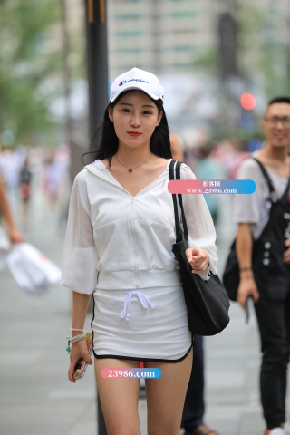 【凯恩赛帖】清新美女曼妙身材