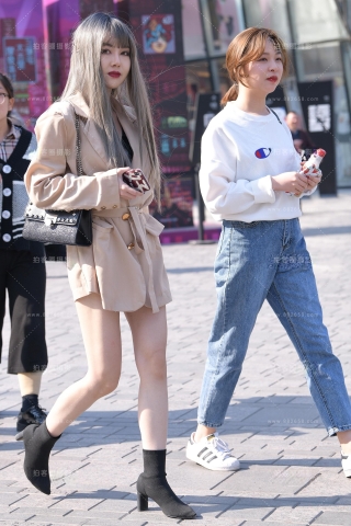 【街拍之魂赛帖】微风轻轻起，我好喜欢你