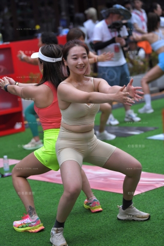 尽情的挥洒热汗