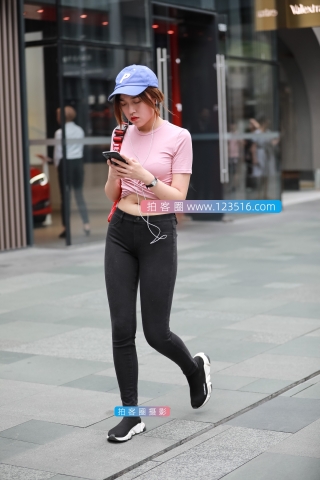 【凯恩赛帖】长腿牛仔露脐小妹