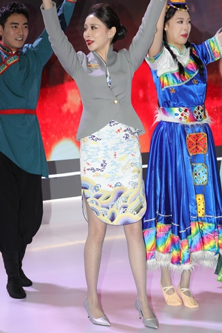 成熟优雅灰丝海航空姐（完整版）