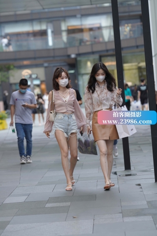 街拍偶遇小清新姐妹花