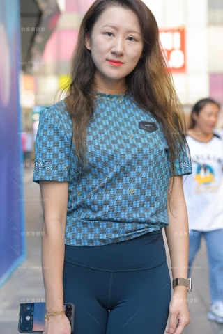 【红石赛帖】瑜伽裤美女