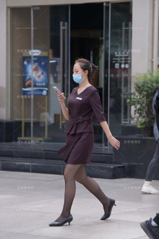 职业工装黑丝美女店员