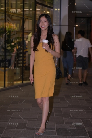 【街拍之魂赛帖】夜拍之黄色包臀