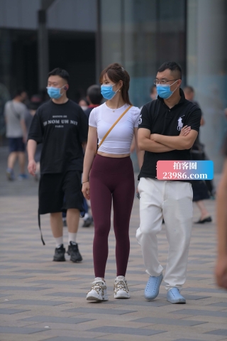 别人家的女友真漂亮