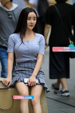 【凯恩赛帖】饱满身材撑起美感 太勾人心魂了