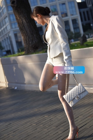 高挑大长腿苗条高跟美女