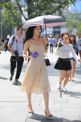 春天的味道 人比桃花美