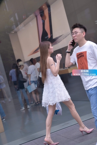 街拍吊带裙、高跟女神