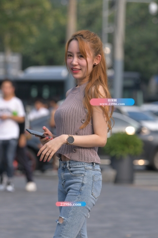 【红石赛帖】漂亮性感牛仔裤美女