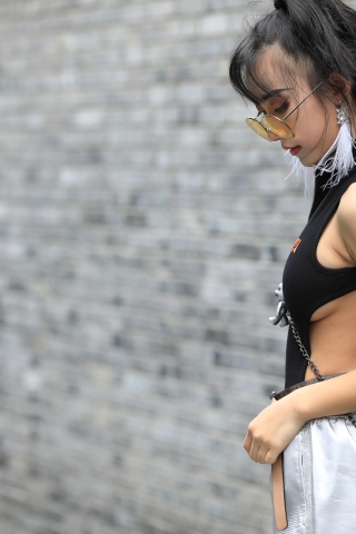 看得出来 她应该是时尚圈的支柱