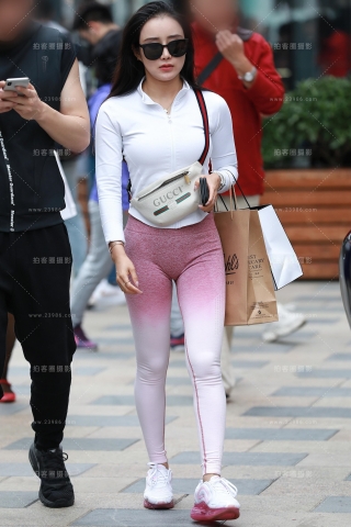 【玻璃赛帖】粉色瑜伽裤女友