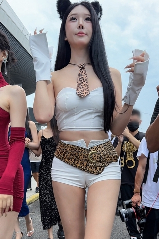 长腿白热裤（视频版）