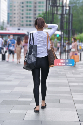 极品紧身瑜伽妹