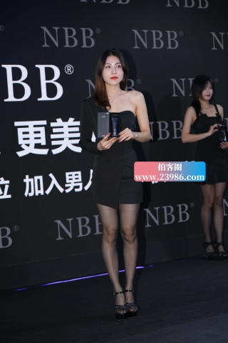 嘿丝性感长腿女模