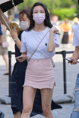 【红石赛帖】粉色牛仔短裙美女