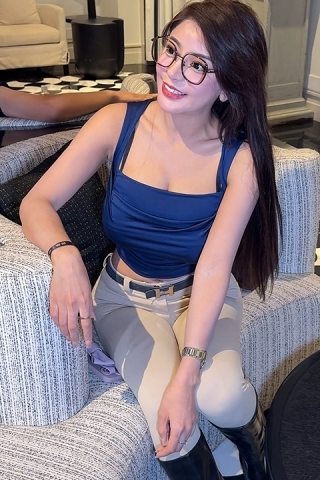 黄色紧身裤美女（视频版）