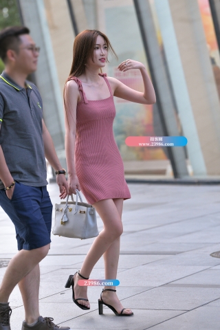 【红石赛帖】漂亮粉裙美女