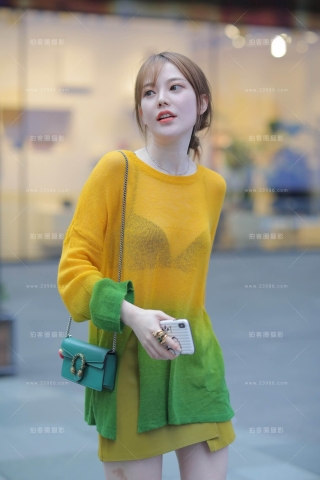 好秀气的小姐姐