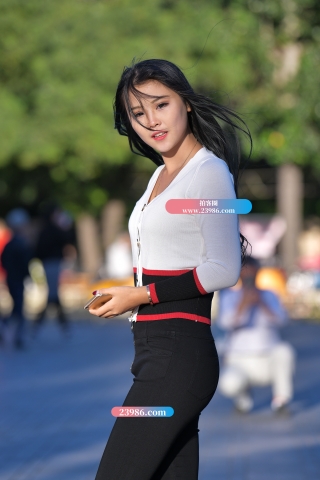 【红石赛帖】黑色紧牛性感美女