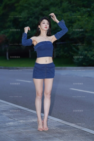 牛仔裙，大长腿 （悠悠）