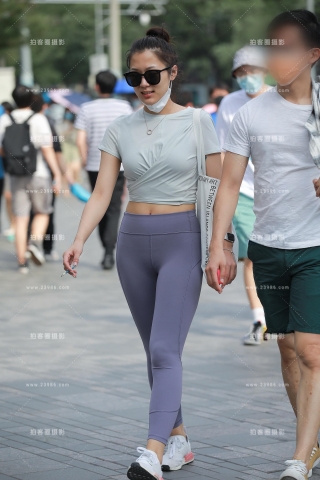 【玻璃赛帖】紫色瑜伽裤女友