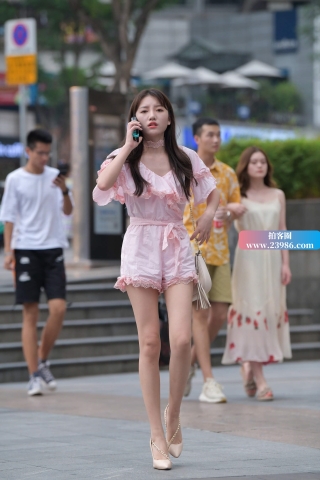 粉色系高跟女孩