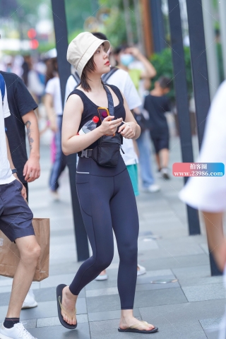 【凯恩赛贴】黑色紧身裤