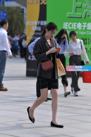 韩系风眼睛美女