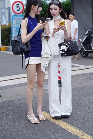 蓝白格调【原图+视频】