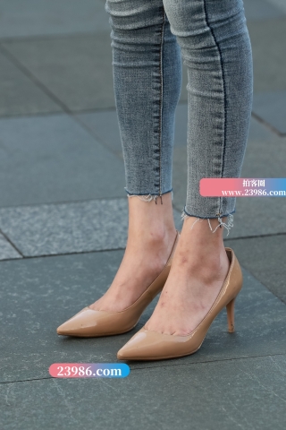 【凯恩赛帖】面容娇媚 身材苗条