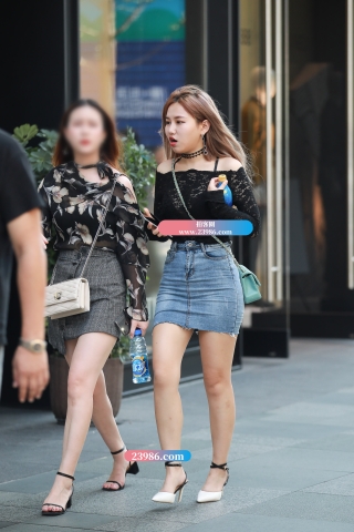 【凯恩赛贴】性感包臀牛仔裙