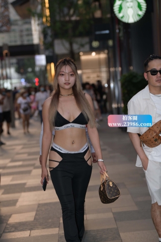 这衣服回头率很高~