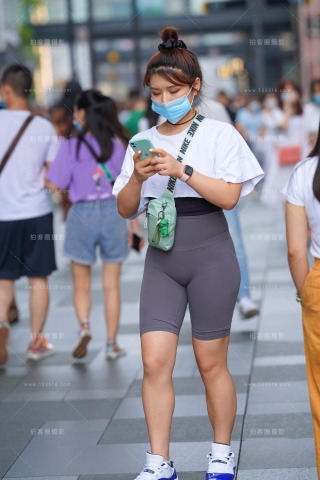 【凯恩赛贴】紧身裤小妹