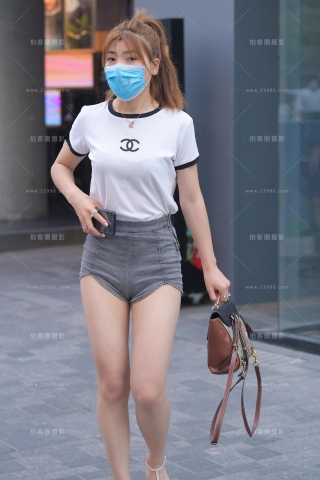 【红石赛贴】热裤美女