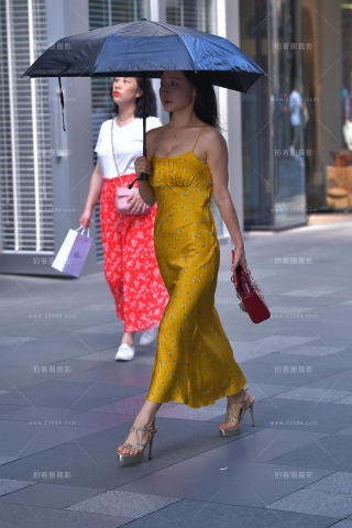 【视觉冲击赛贴】风韵的性感小花裙