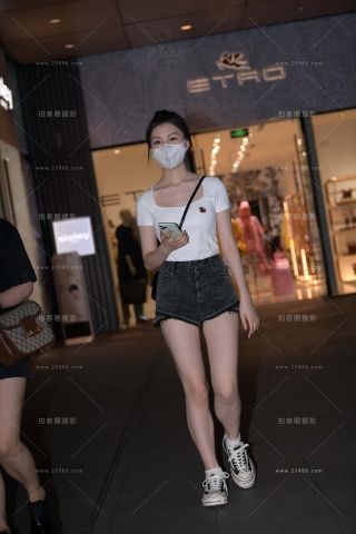 漂亮可爱小姐姐