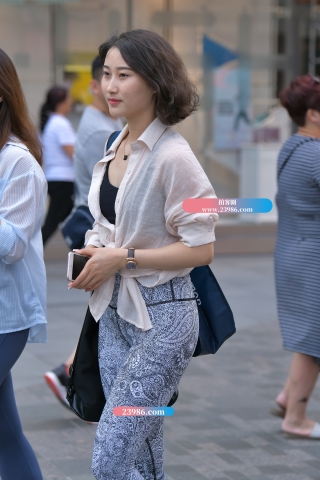 【红石赛帖】性感瑜伽裤美女