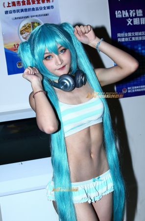 条纹泳装cosplay