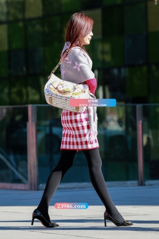 【小默赛帖】第1286篇★气质美女★