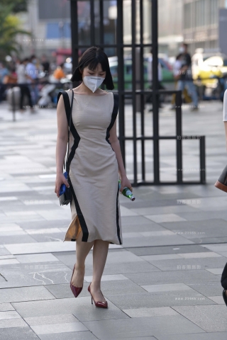 性感的红色高跟鞋