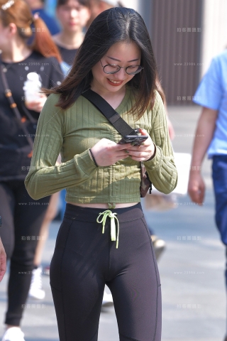 【视觉冲击赛贴】紧身裤的女友