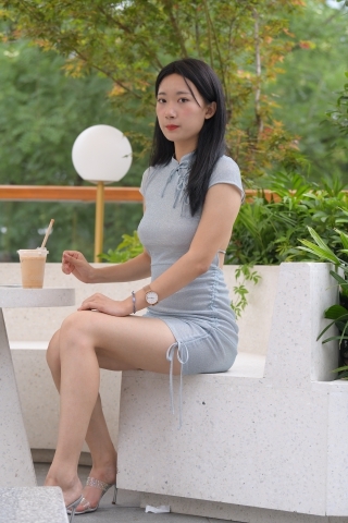 蓝裙美女（城市版）MO_0934T